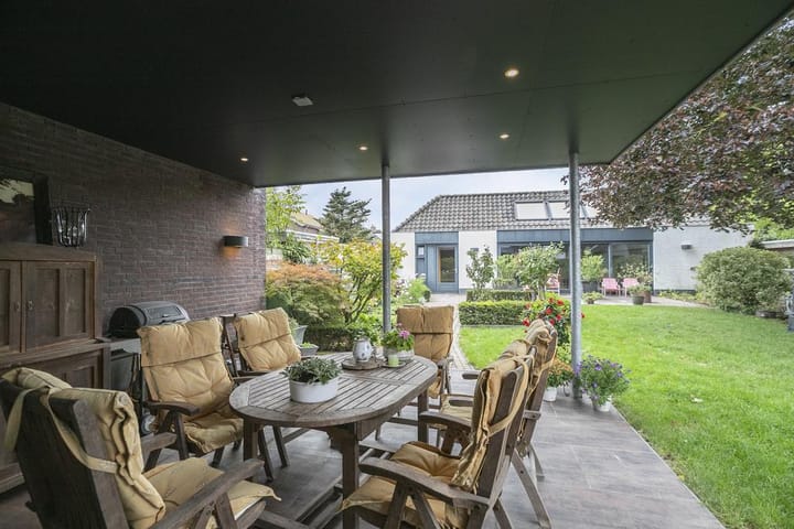 Foto 53 van Loevestraat 45