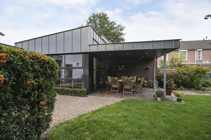 Foto 57 van Loevestraat 45