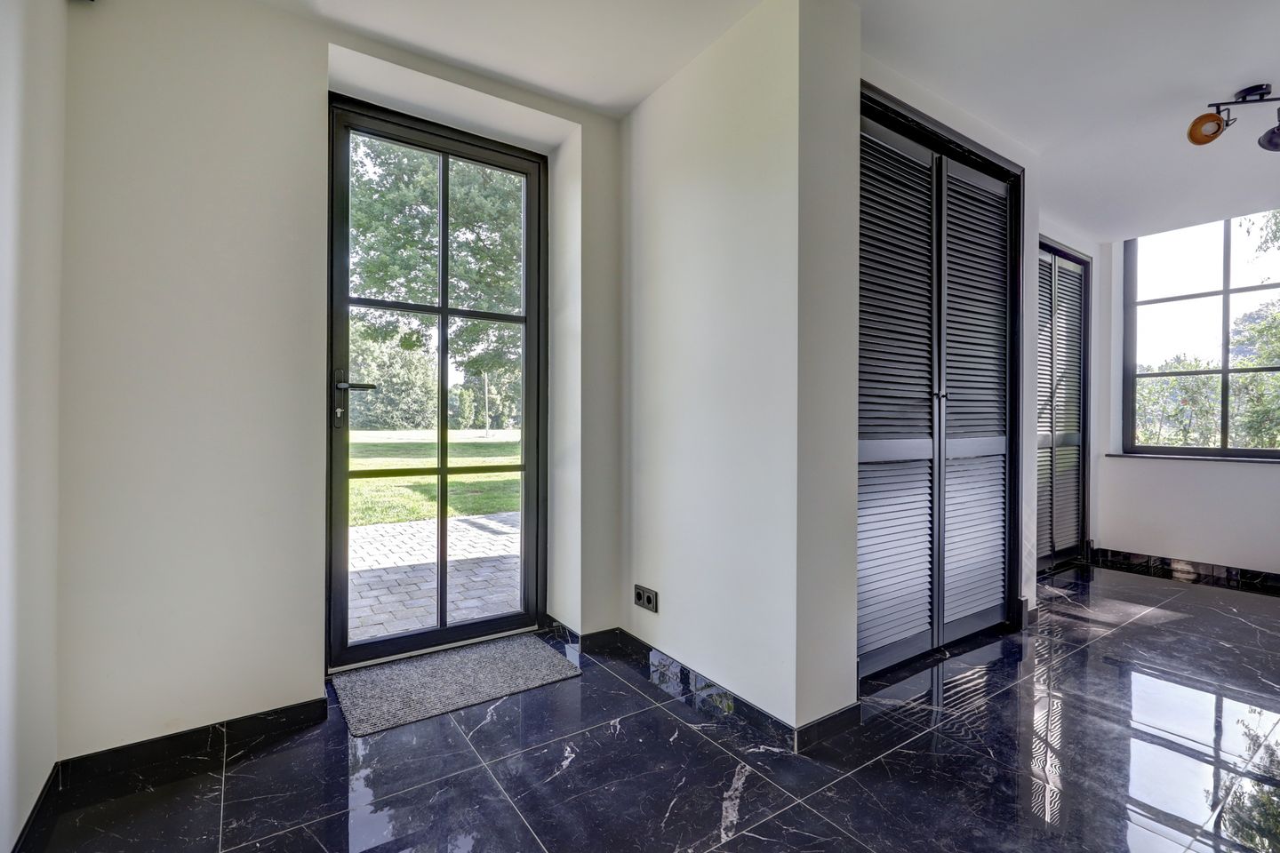 Photo 40 of Katsven 3