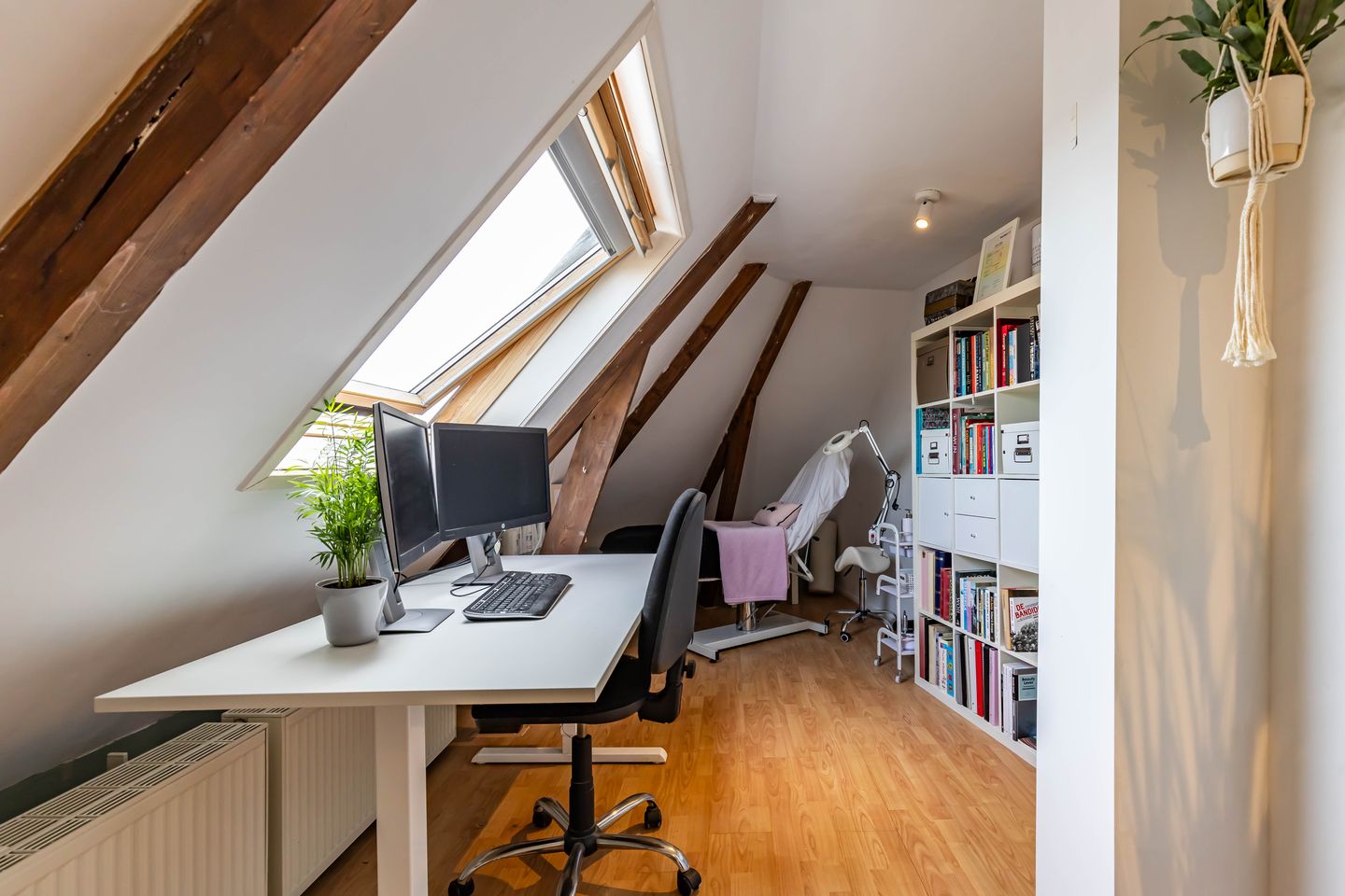 Foto 35 van Van Royenlaan 46-B