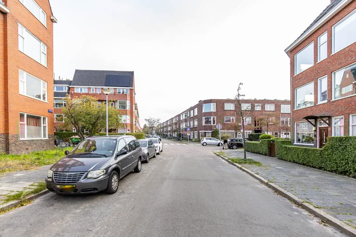 Foto 45 van Van Royenlaan 46-B