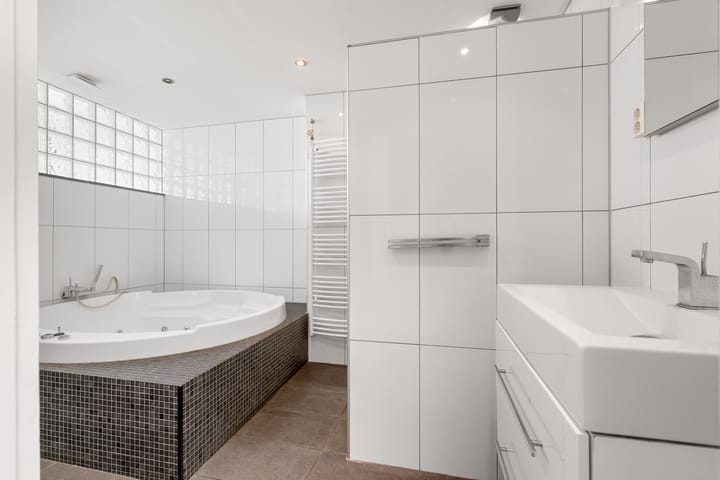 Foto 24 van Hanzestraat 92