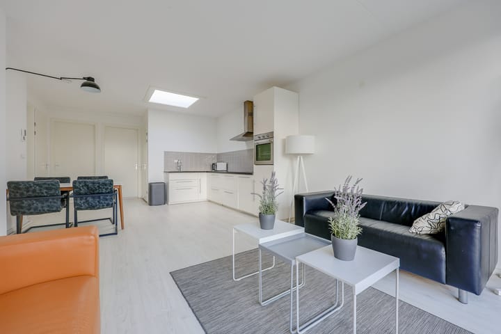 Foto 4 van Jan van Gentstraat 126-B