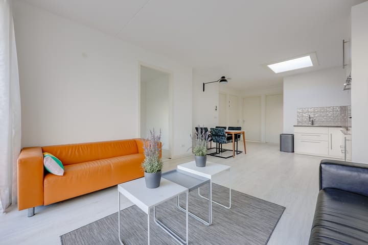 Foto 8 van Jan van Gentstraat 126-B