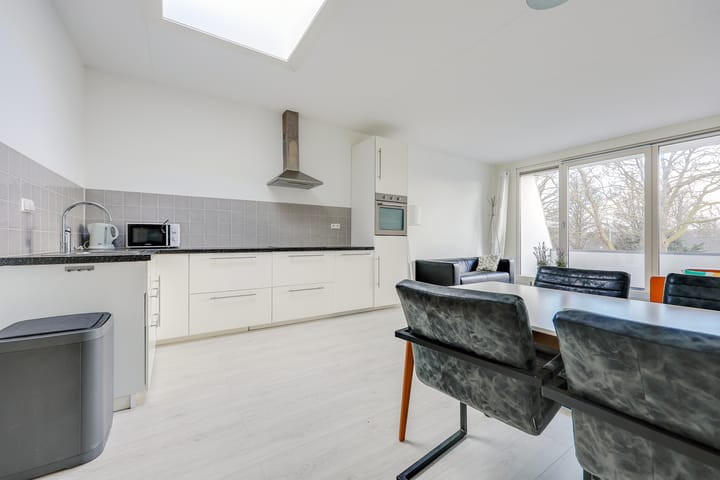 Foto 9 van Jan van Gentstraat 126-B