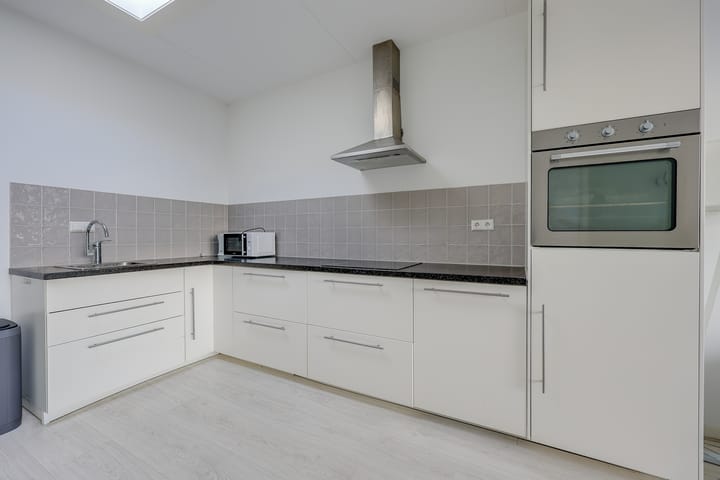 Foto 10 van Jan van Gentstraat 126-B