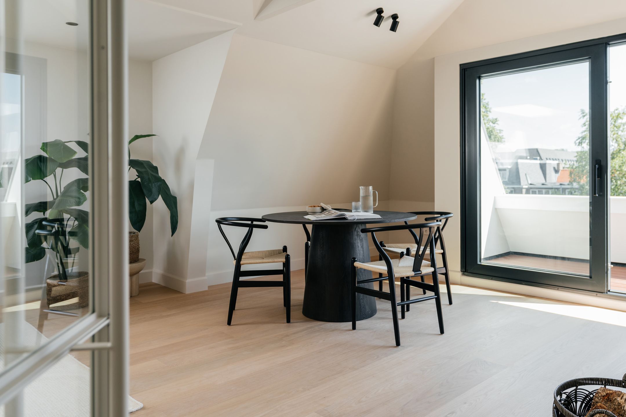 Foto 6 van Raamweg 2-E