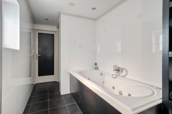 Foto 13 van Prins Hendrikstraat 40