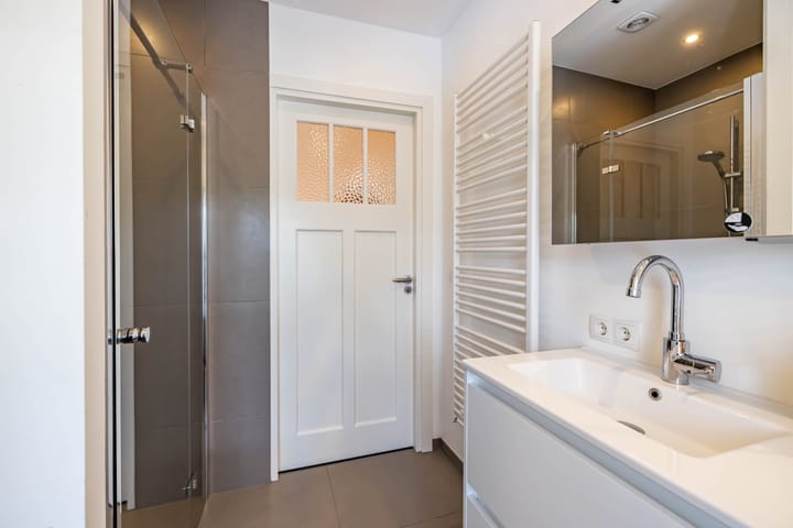 Foto 36 van Petrus Campersingel 129-A