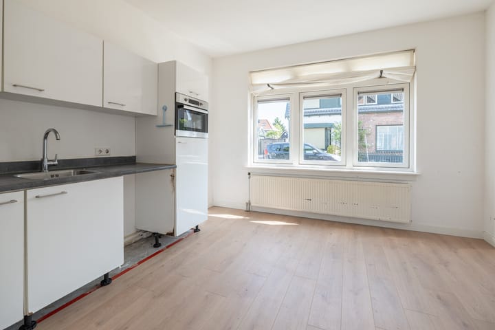 Foto 2 van van Heemstrastraat 12-A