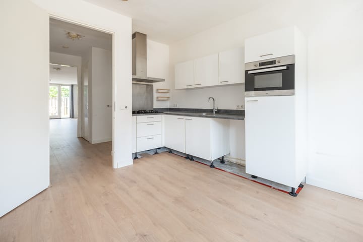 Foto 6 van van Heemstrastraat 12-A