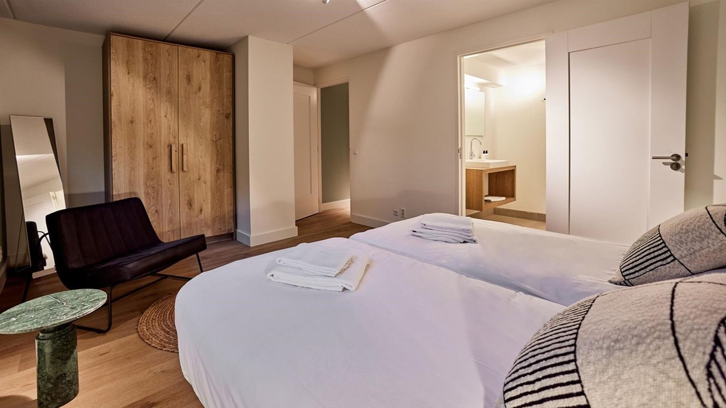 Foto 19 van Heereweg 97-13