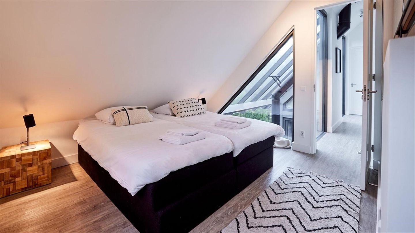 Foto 25 van Heereweg 97-13