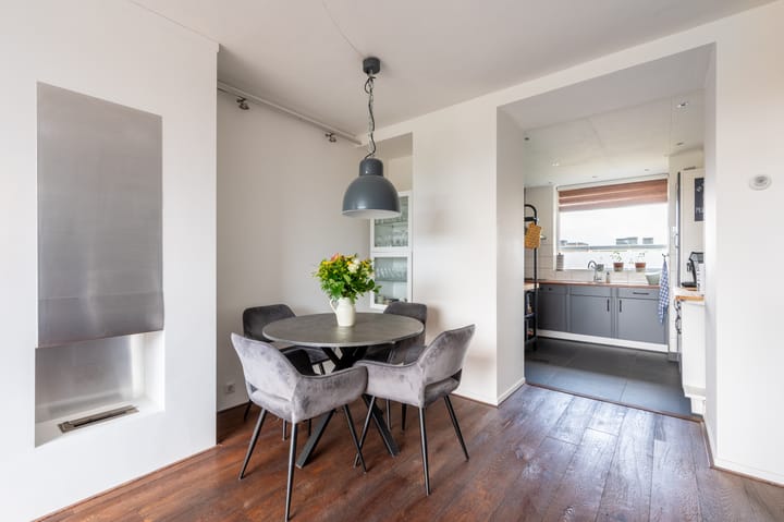 Photo 5 of Wolframstraat 64