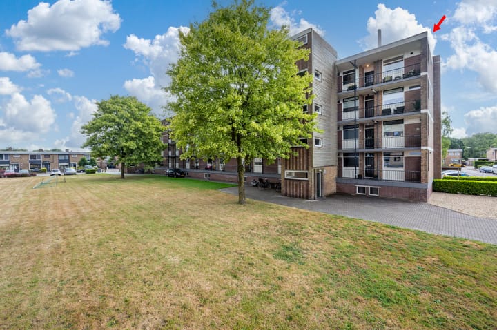 Photo 21 of Wolframstraat 64