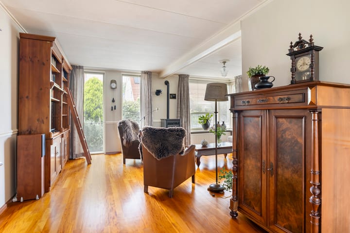 Foto 17 van drs. S. van Tuinenleane 28