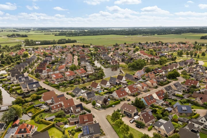 Foto 49 van drs. S. van Tuinenleane 28