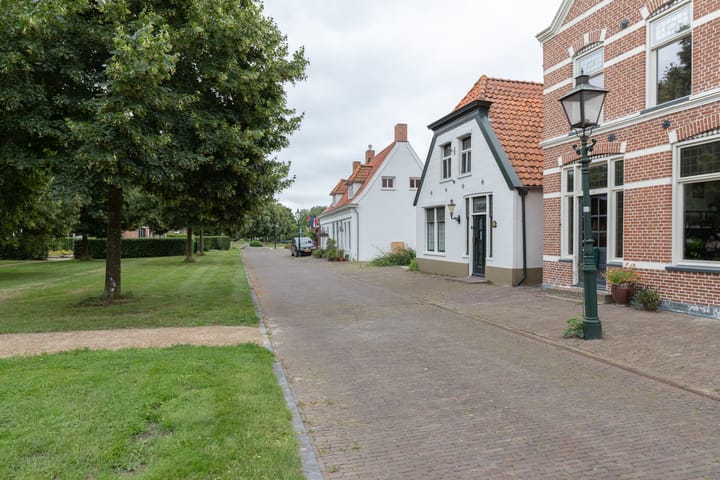 Photo 15 of Voorstraat 31