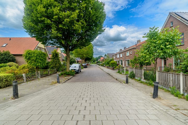 Foto 21 van Grensweg 22