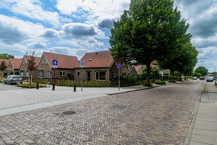 Foto 23 van Grensweg 22