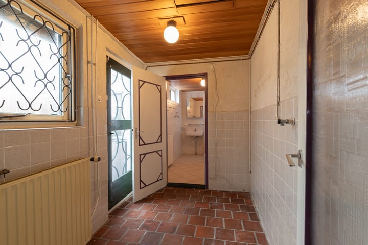 Photo 29 of Voorstraat 31