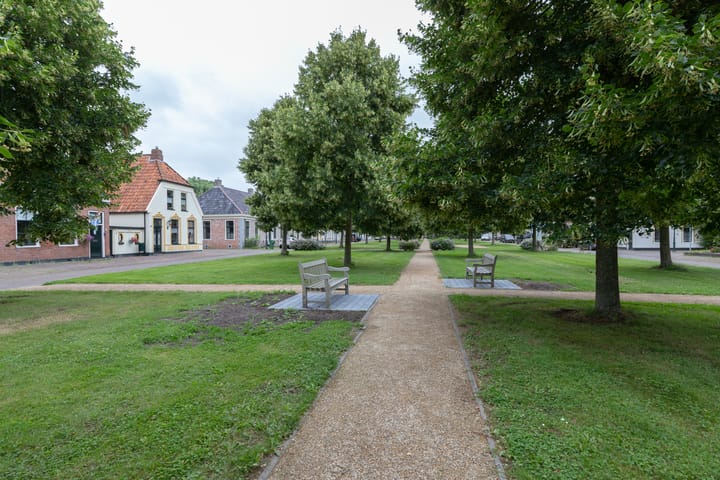 Photo 46 of Voorstraat 31