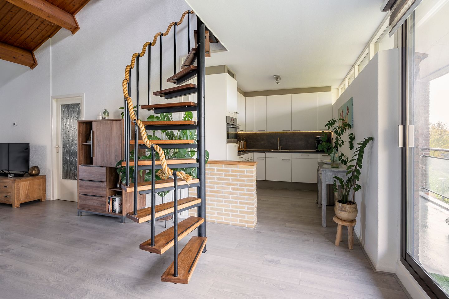 Foto 19 van Hoeker 79