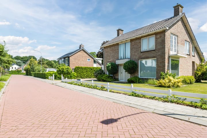 Foto 2 van Boringshof 4