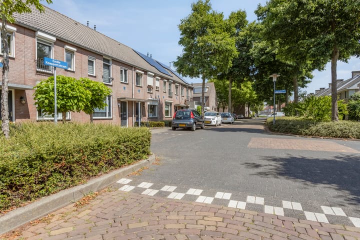 Foto 26 van Emilie Knappertstraat 18