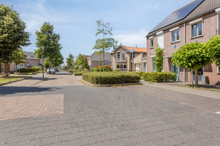 Foto 27 van Emilie Knappertstraat 18