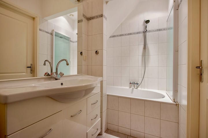 Foto 12 van Fahrenheitstraat 544