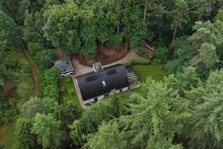 Photo 2 of Almenseweg 6