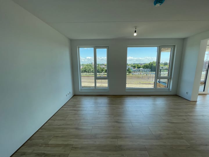 Foto 5 van Mahoniehout 430