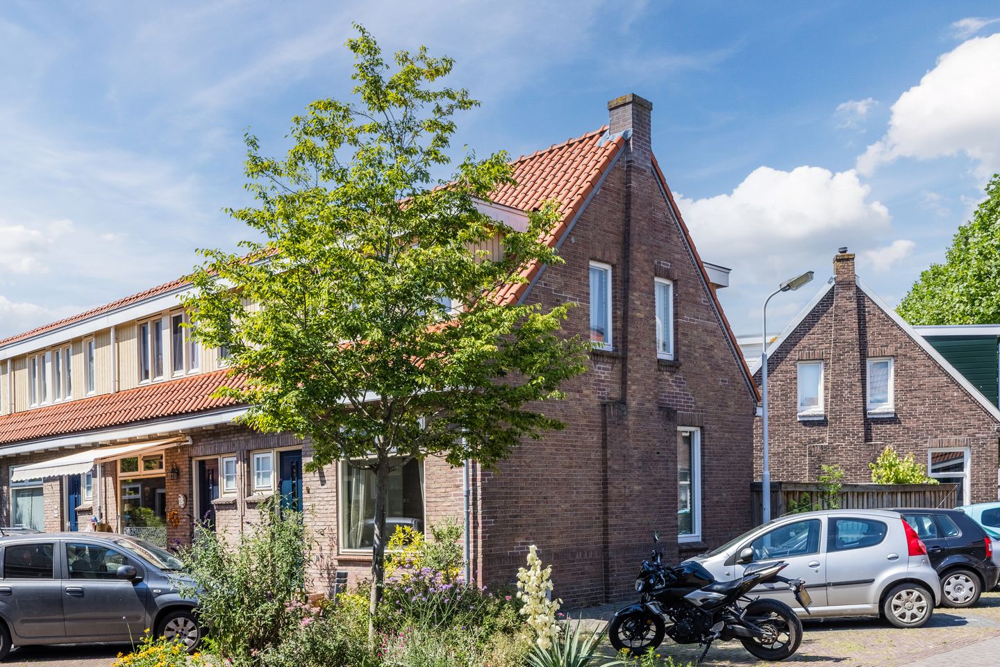 Foto 1 van Onegastraat 16