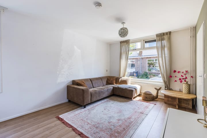 Foto 2 van Onegastraat 16