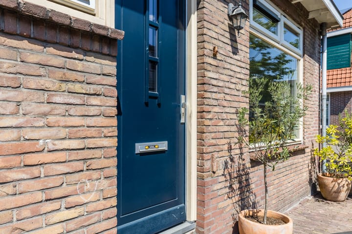 Foto 8 van Onegastraat 16