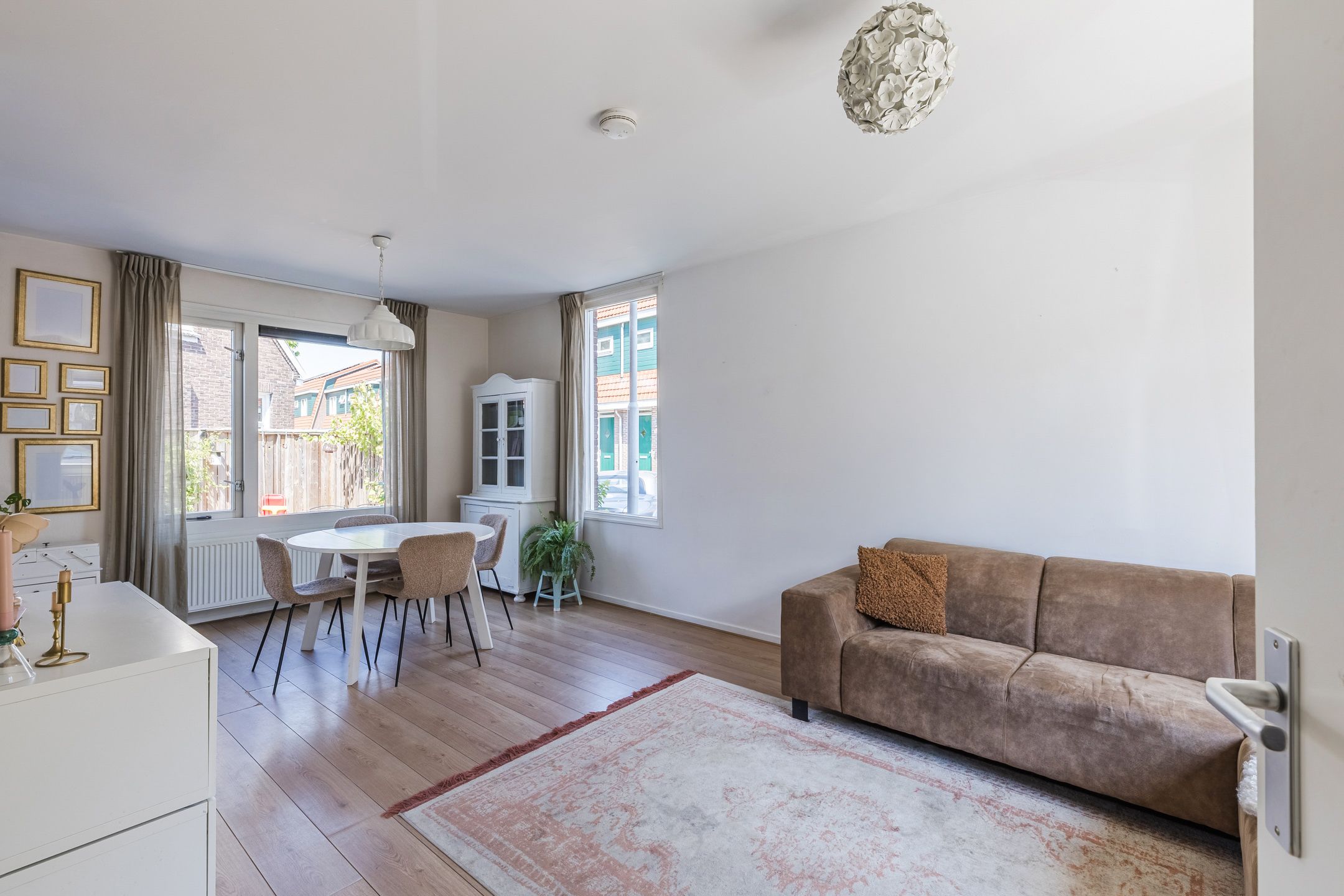 Foto 12 van Onegastraat 16