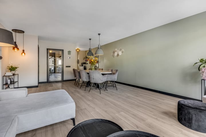 Foto 16 van Eekschillerslaan 5