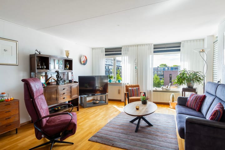 Photo 17 of Vincent van Goghlaan 137