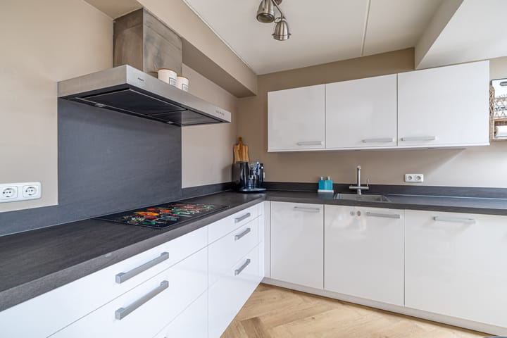 Foto 25 van Van der Haerstrjitte 13