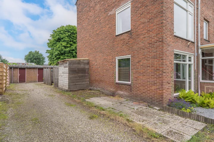 Foto 33 van Buizerdstraat 68