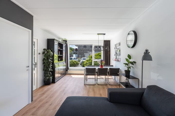 Photo 4 of Burgemeesters Van Waningstraat 3