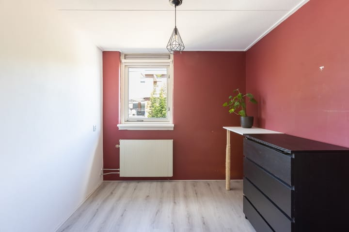 Photo 19 of Burgemeesters Van Waningstraat 3