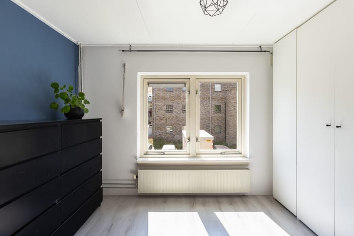 Photo 22 of Burgemeesters Van Waningstraat 3