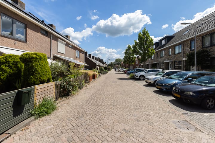 Photo 34 of Burgemeesters Van Waningstraat 3
