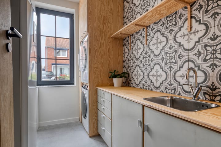 Foto 26 van Frederik Hendrikstraat 20