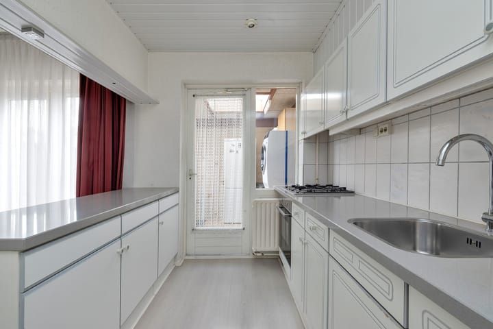 Photo 4 of Eikenlaan 11