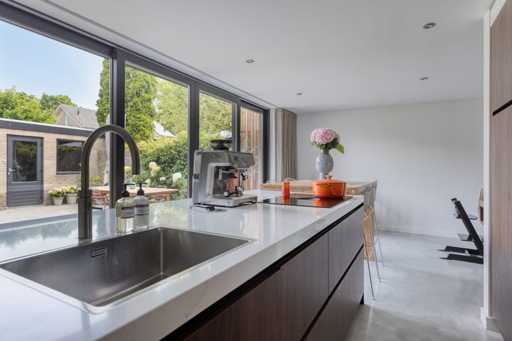 Foto 13 van Valkenierstraat 181