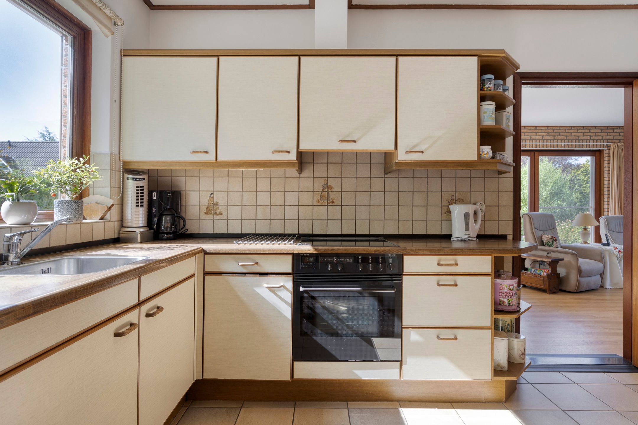 Foto 18 van Wethouder Dekkerstraat 1