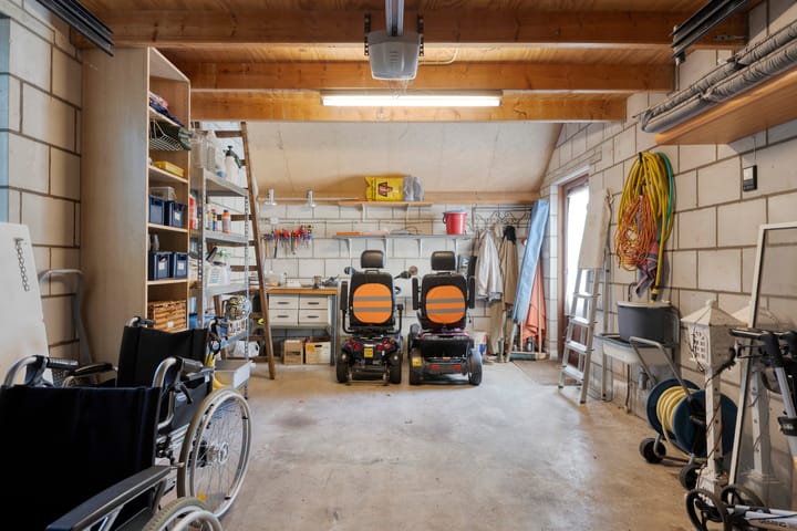 Foto 40 van Wethouder Dekkerstraat 1